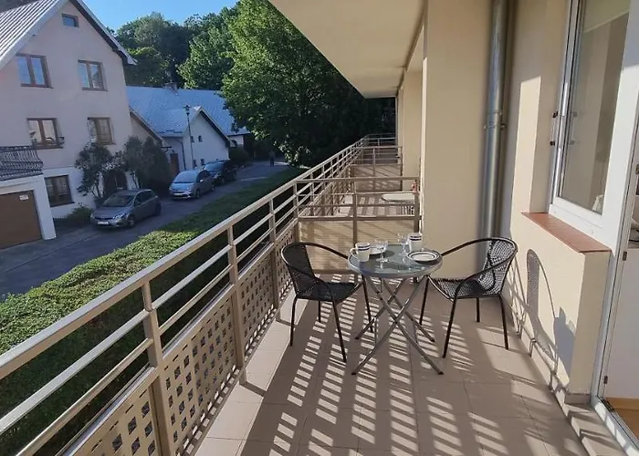 아파트 200 M Do Morza 코워브제크