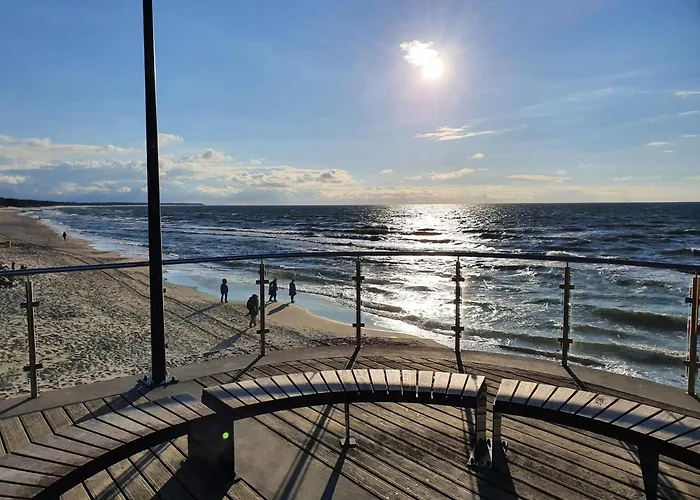 아파트 200 M Do Morza 코워브제크